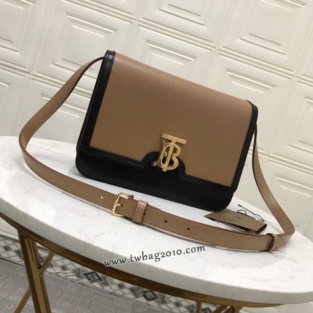 Burberry專門店新款中號TB專屬標識皮革鎖扣包 巴寶莉經典爆款皮革單肩斜背女包 yxb1368